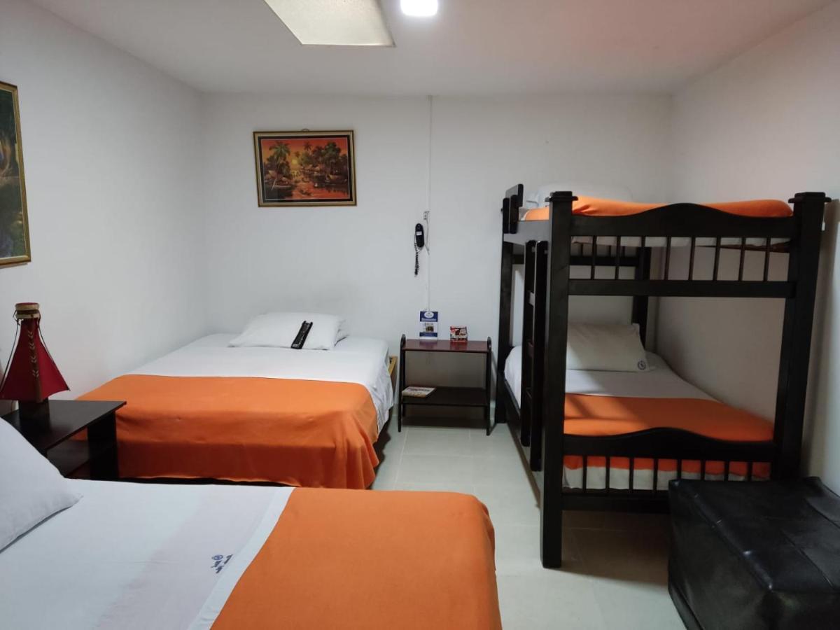 Hotel Mirador Plaza Pereira Kültér fotó