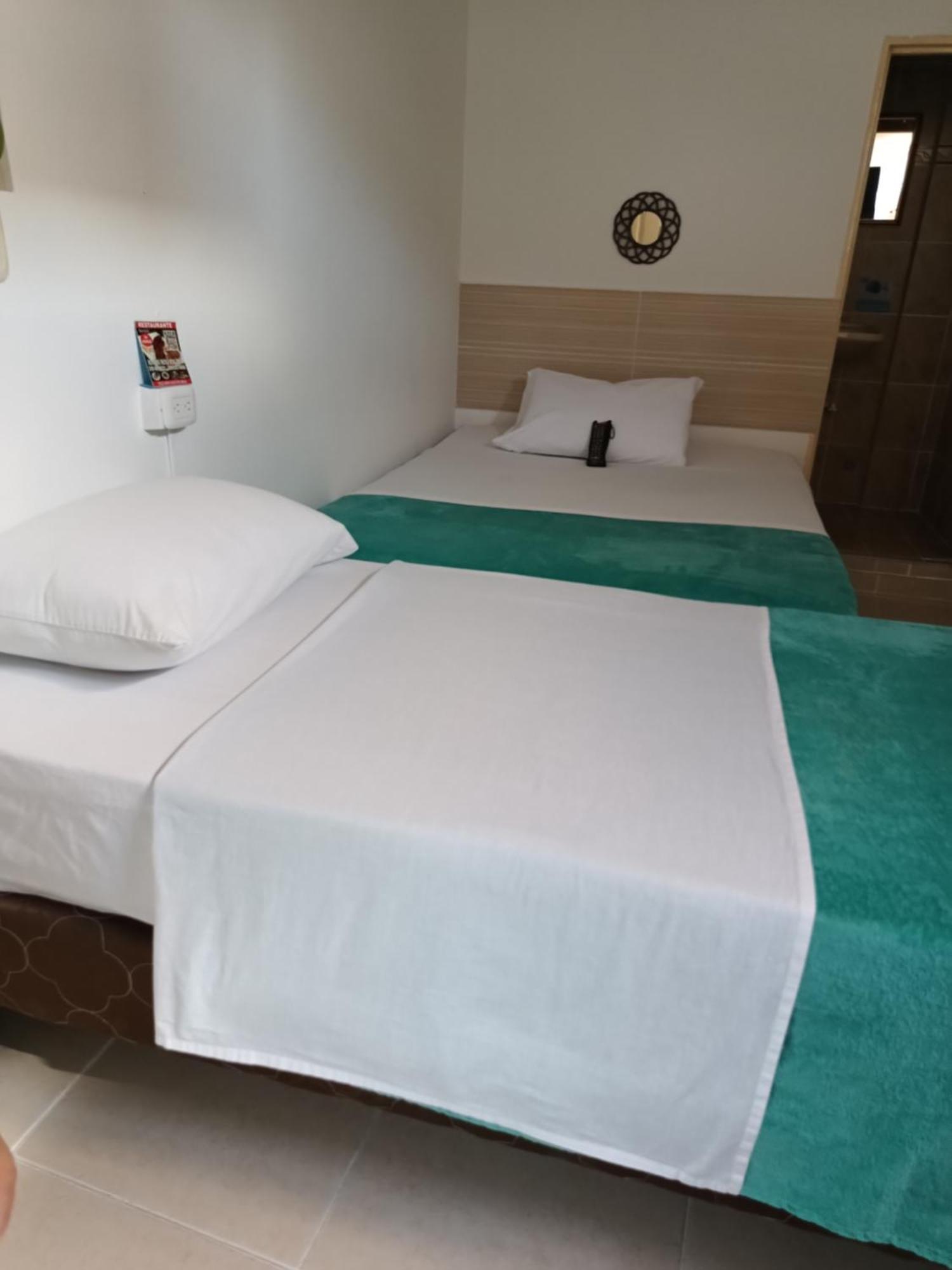 Hotel Mirador Plaza Pereira Kültér fotó
